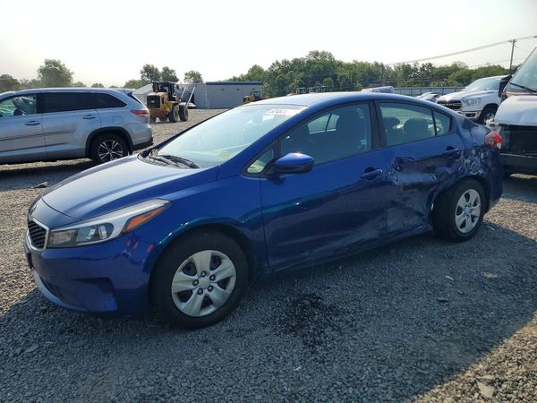 2017 KIA FORTE LX Base