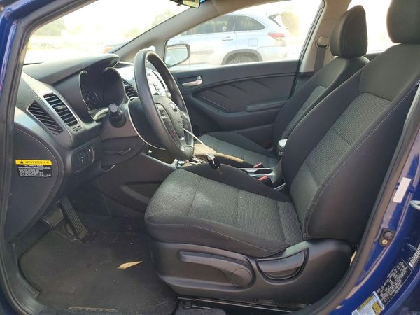 2017 KIA FORTE LX Base