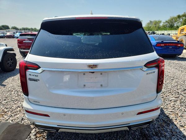 2023 CADILLAC XT6 Luxury