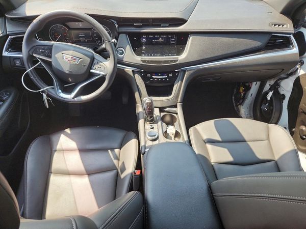 2023 CADILLAC XT6 Luxury
