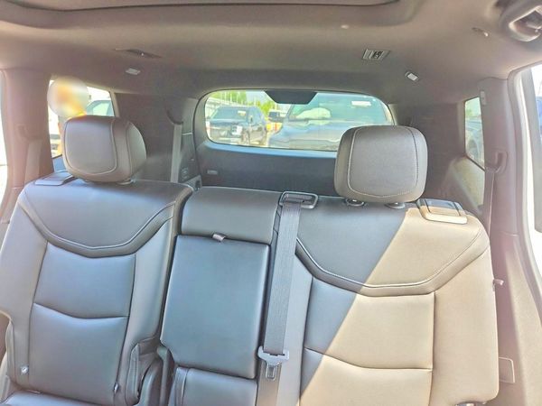 2023 CADILLAC XT6 Luxury