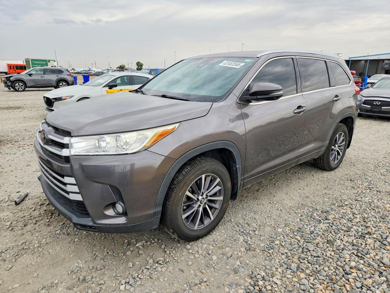 2017 TOYOTA HIGHLANDER SE/XLE
