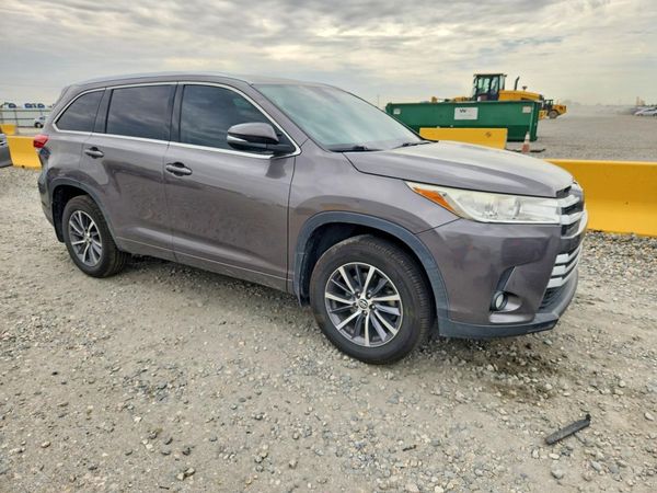 2017 TOYOTA HIGHLANDER SE/XLE