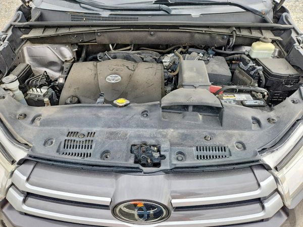 2017 TOYOTA HIGHLANDER SE/XLE