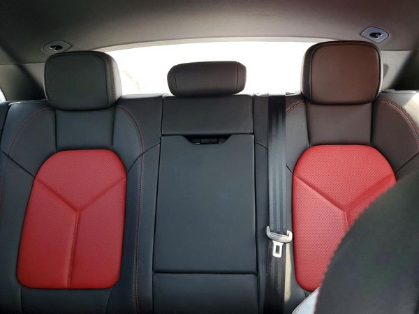 2019 PORSCHE MACAN S