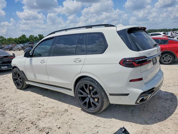 2024 BMW X7