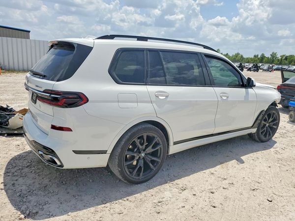 2024 BMW X7