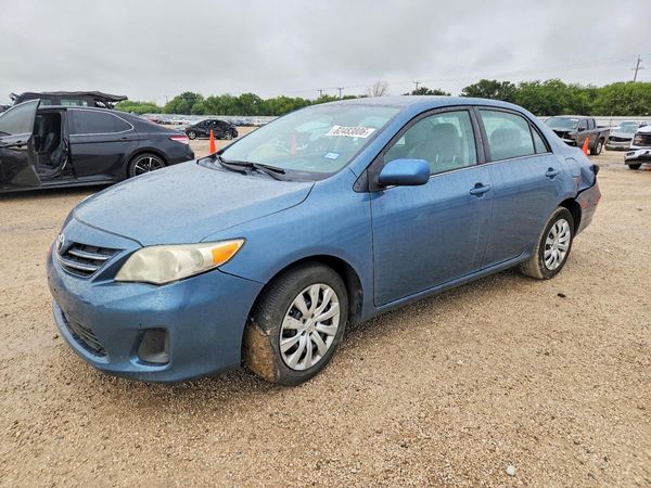 2013 TOYOTA COROLLA
