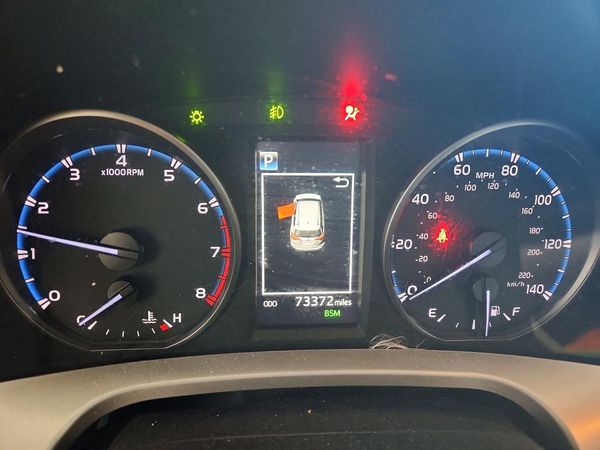 2018 TOYOTA RAV4 Adventure/XLE