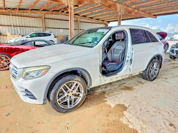 2017 MERCEDES-BENZ GLC GLC300