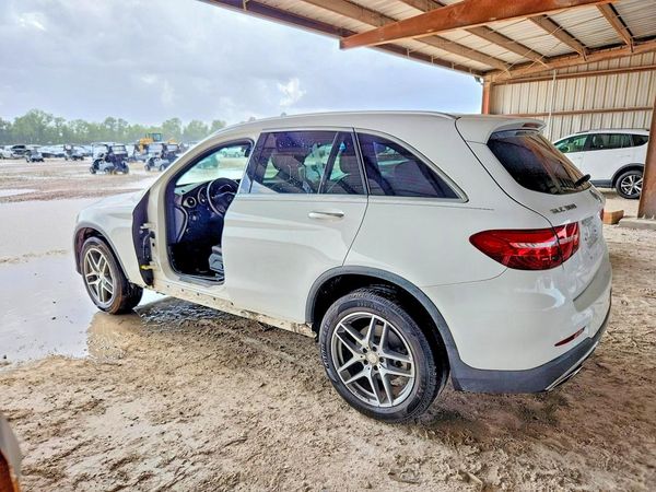 2017 MERCEDES-BENZ GLC GLC300