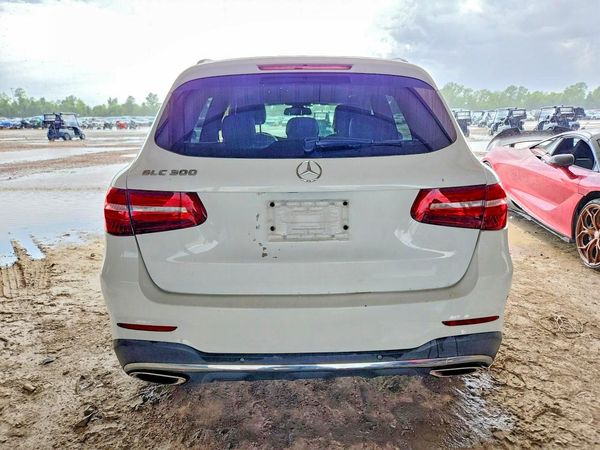 2017 MERCEDES-BENZ GLC GLC300