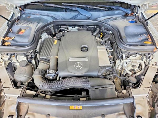 2017 MERCEDES-BENZ GLC GLC300