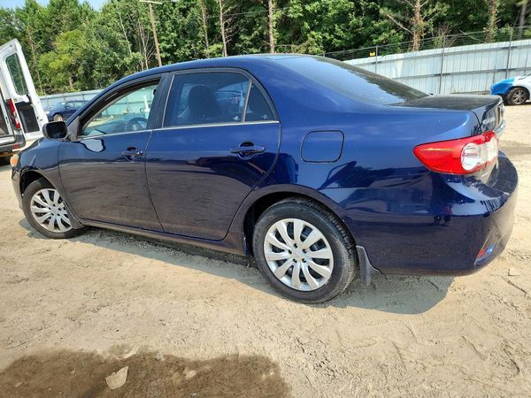 2013 TOYOTA COROLLA