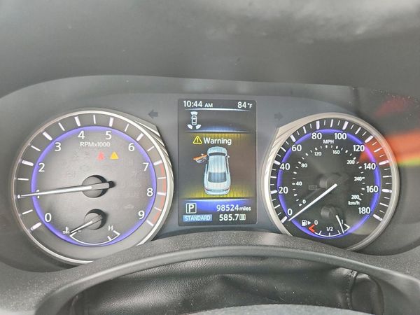 2017 INFINITI Q50