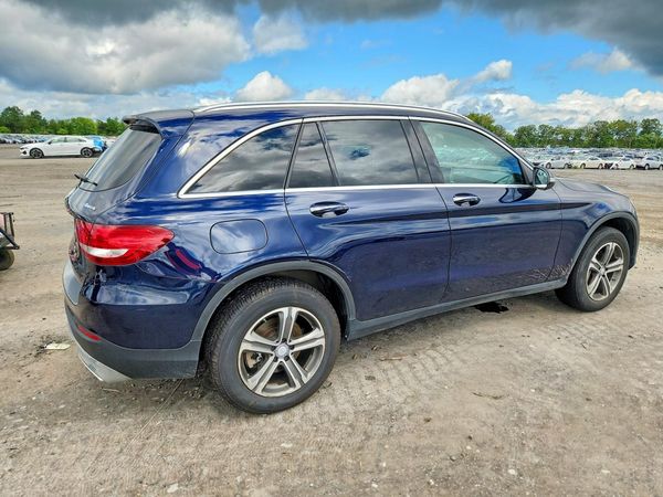 2017 MERCEDES-BENZ GLC GLC300 Base-4M