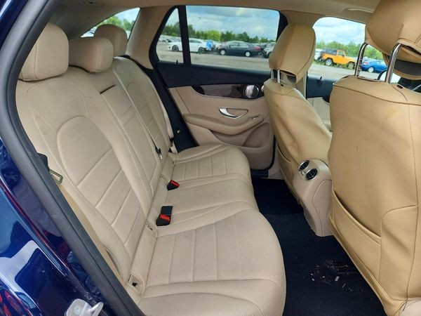 2017 MERCEDES-BENZ GLC GLC300 Base-4M