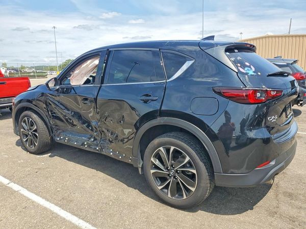 2022 MAZDA CX-5 Premium Package