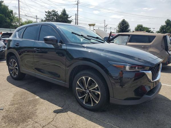 2022 MAZDA CX-5 Premium Package