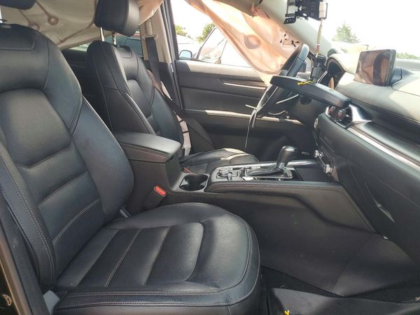 2022 MAZDA CX-5 Premium Package