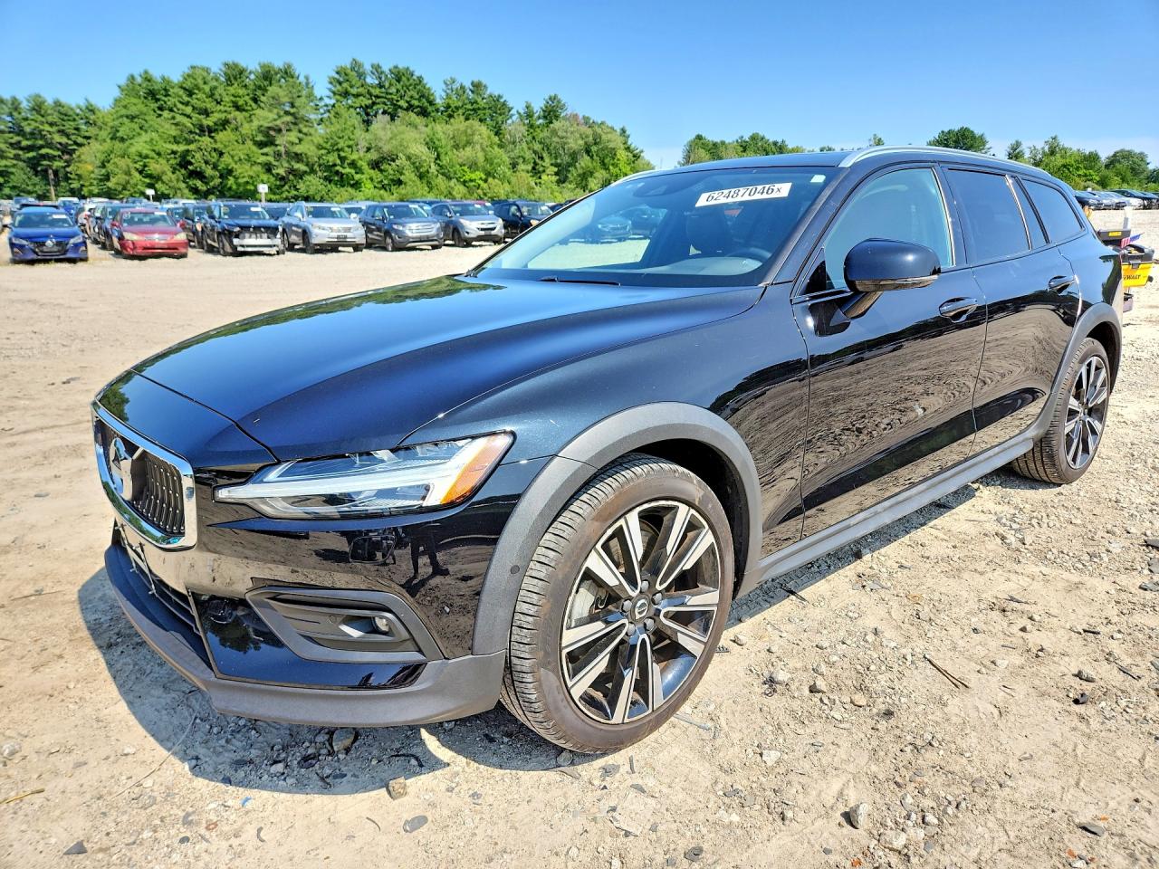 2022 VOLVO V60 CROSS COUNTRY Momentum (excl S60)