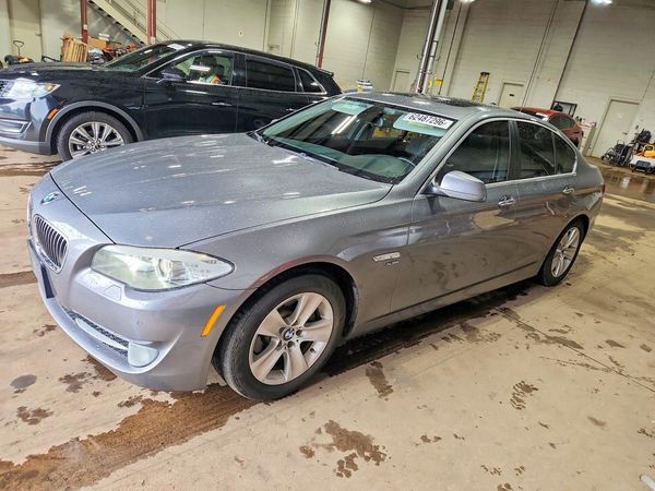 2012 BMW 528