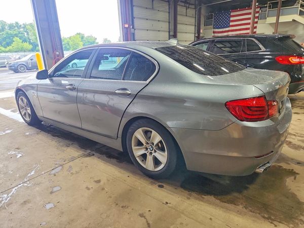 2012 BMW 528