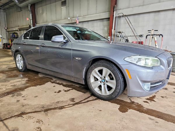 2012 BMW 528
