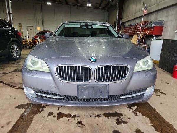 2012 BMW 528