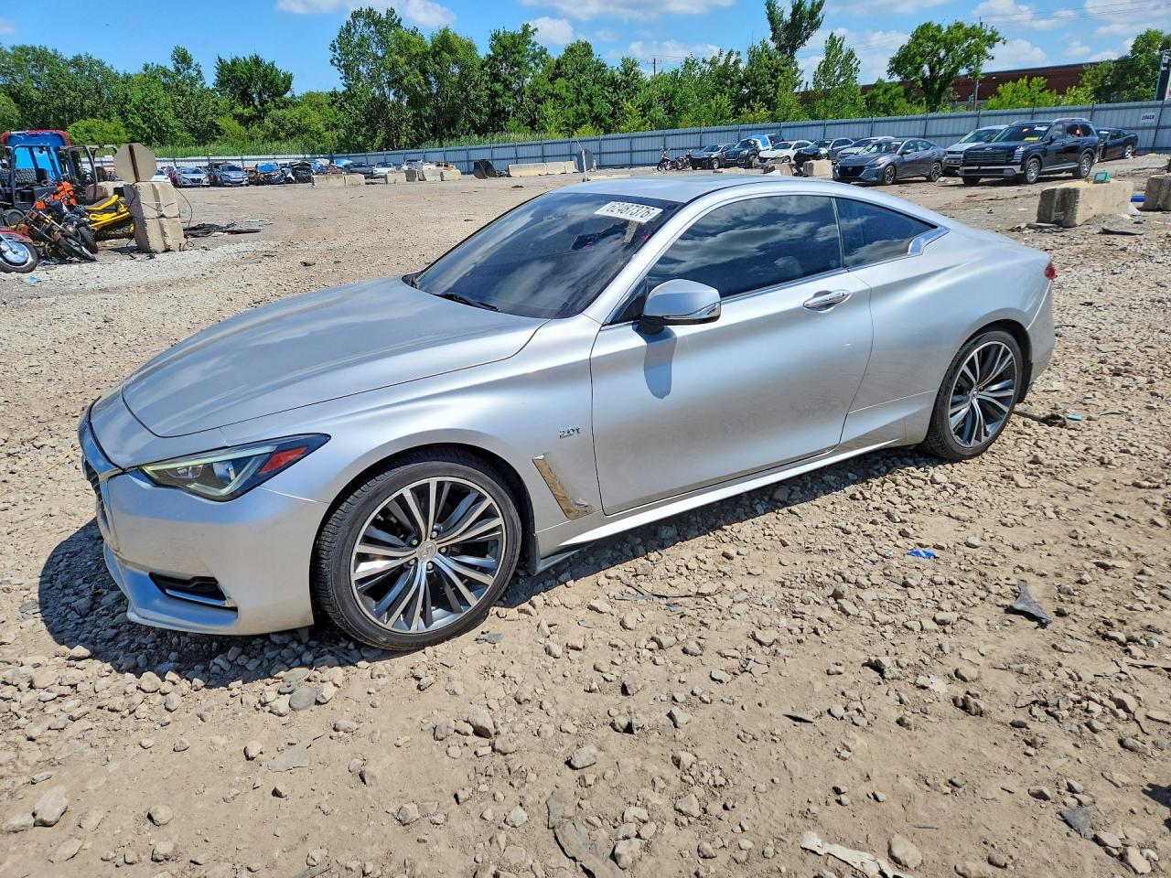 2017 INFINITI Q60
