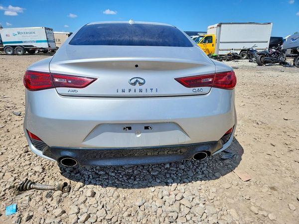 2017 INFINITI Q60