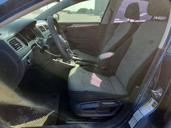 2017 VOLKSWAGEN JETTA