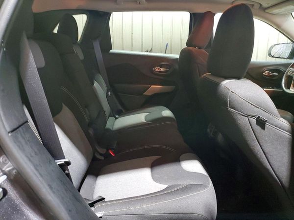 2018 JEEP CHEROKEE LATITUDE 4X4