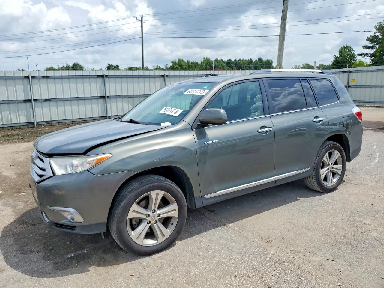 2012 TOYOTA HIGHLANDER Base/Hybrid — Front 3/4