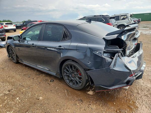 2024 TOYOTA CAMRY