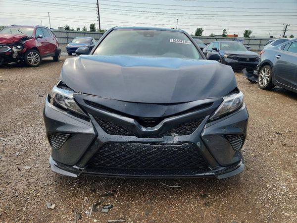 2024 TOYOTA CAMRY