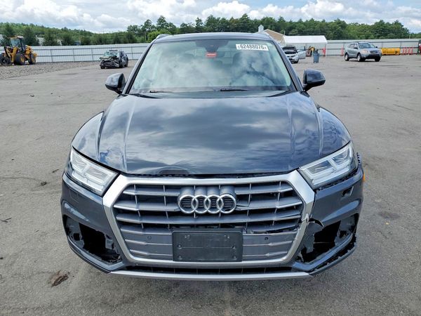 2019 AUDI Q5 quattro Premium Plus