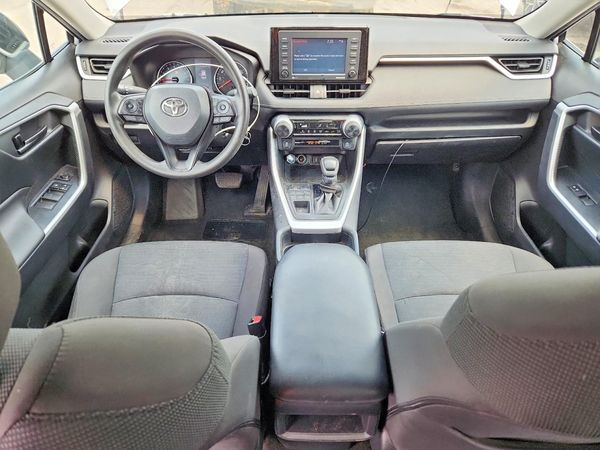 2021 TOYOTA RAV4 LE