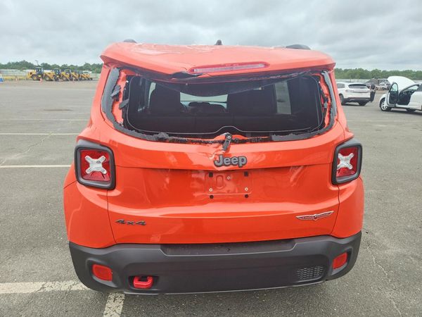 2016 JEEP RENEGADE TRAILHAWK 4X4