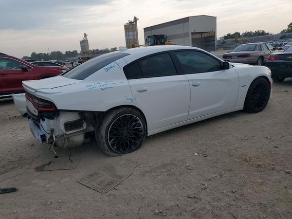 2016 DODGE CHARGER R/T