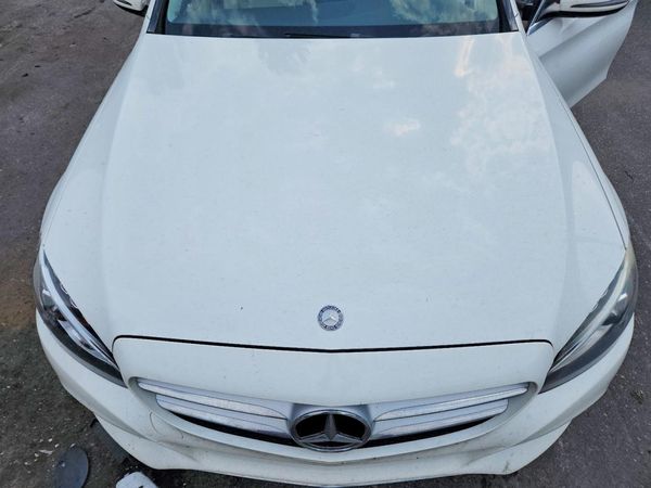 2016 MERCEDES-BENZ C C300-4M