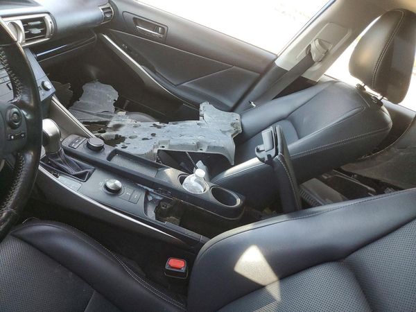 2016 LEXUS IS