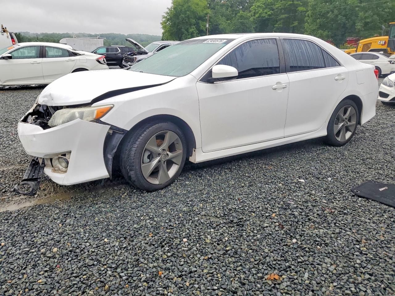 2014 TOYOTA CAMRY