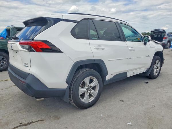 2020 TOYOTA RAV4 XLE HV