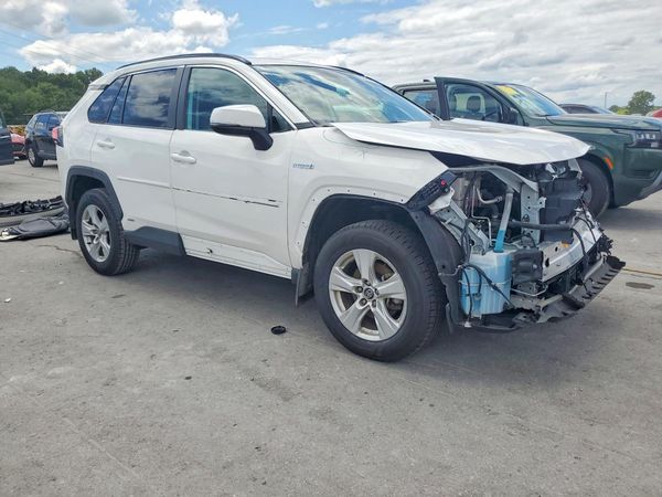 2020 TOYOTA RAV4 XLE HV