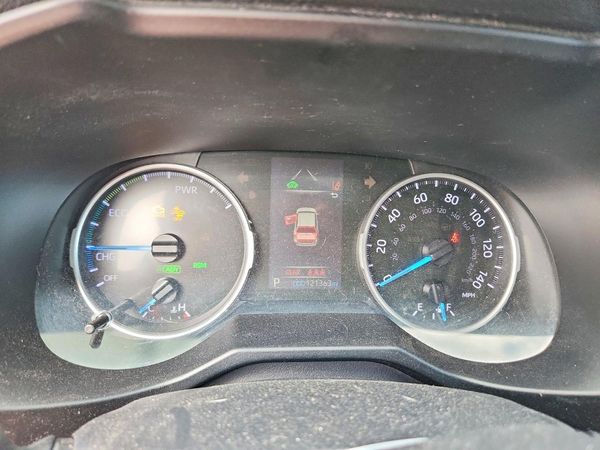 2020 TOYOTA RAV4 XLE HV