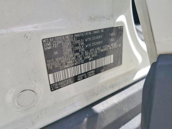 2020 TOYOTA RAV4 XLE HV