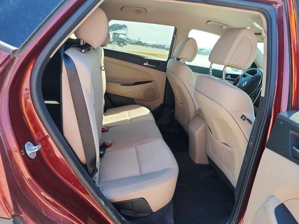 2016 HYUNDAI TUCSON