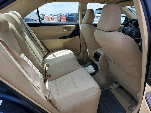 2015 TOYOTA CAMRY