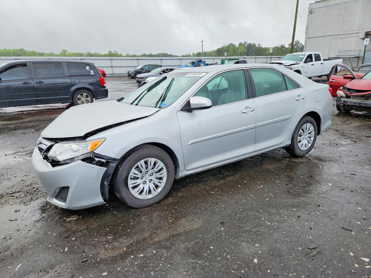 2012 TOYOTA CAMRY